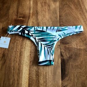 Ama Bikini Bottoms
